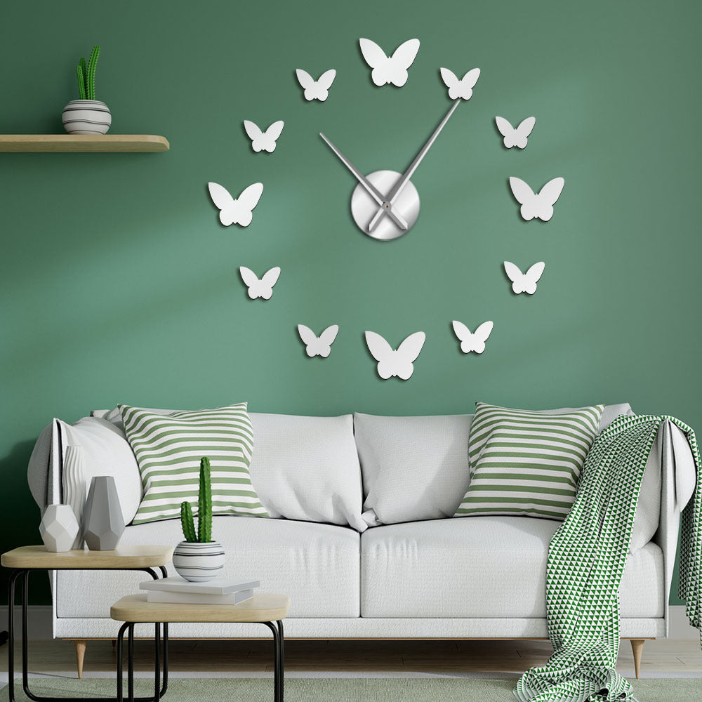 3D Reflective Butterfly Clock