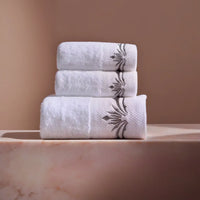 White Plush Bath Towel Set